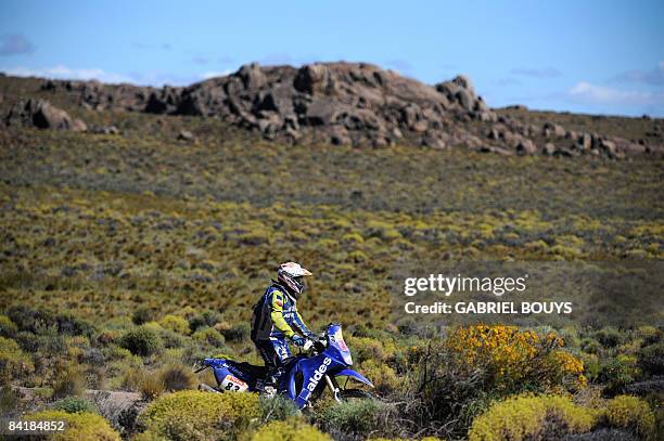 Christian Califano of France steers his Yamaha during the fourth stage of the 2009 Dakar between Jacobacci and Neuquen, Argentina, on January 06,...