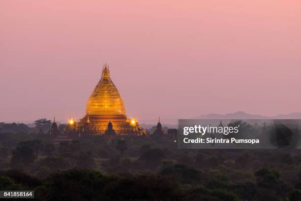 silhouette bagan pagoda during sunset repairing after the big earthquake in 2016 - bagan temples damaged in myanmar earthquake stock pictures, royalty-free photos & images