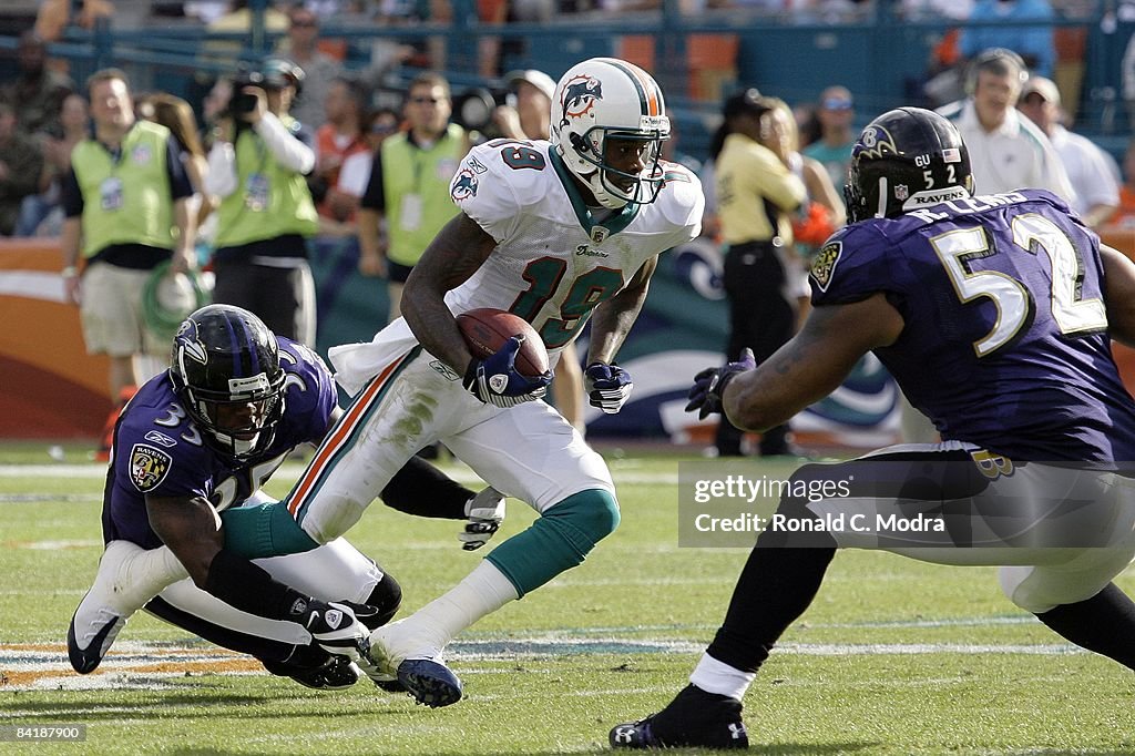 AFC Wild Card Game:  Baltimore Ravens v Miami Dolphins