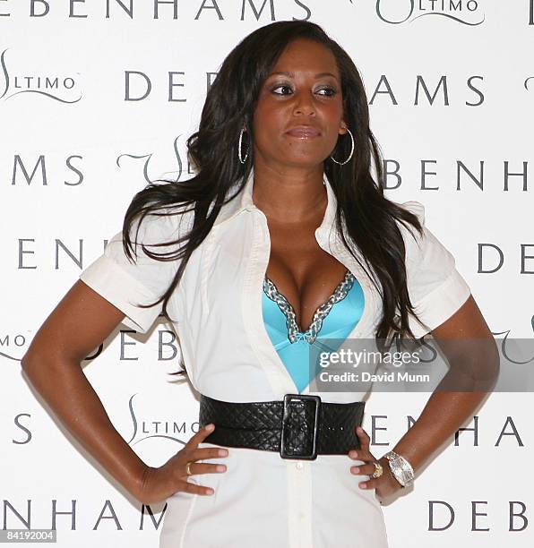 Ultimo Body 214 Ultimo Body Stock Photos, High-Res Pictures, and Images - Getty Images