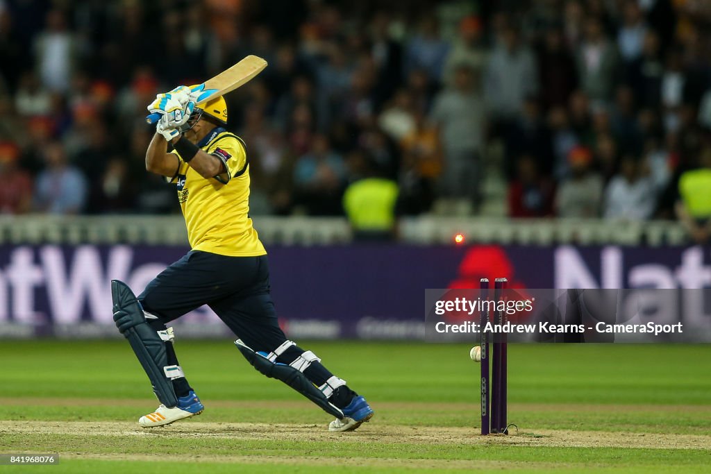 Birmingham Bears v Notts Outlaws - NatWest T20 Blast Final