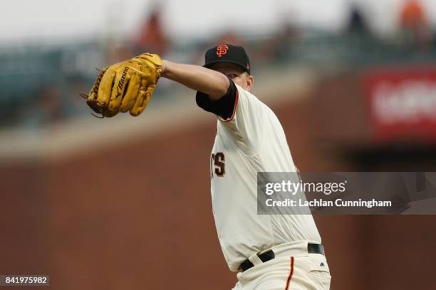 Matt Cain of the San Francisco Giants pitches in the first inning against the St Louis Cardinals at AT&T Park on August 31, 2017 in San Francisco,...