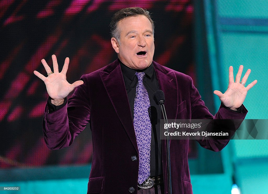 35th Annual People's Choice Awards - Show