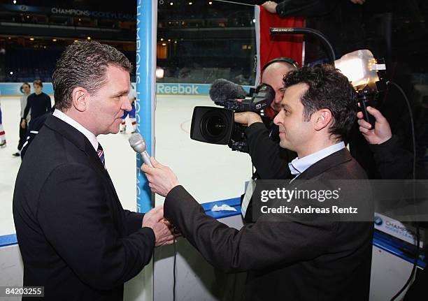 Coach Sean Simpson of Lions Zurich gives an tv interview after the IIHF Champions Hockey League 2nd semi-final match between Espoo Blues and ZSC...