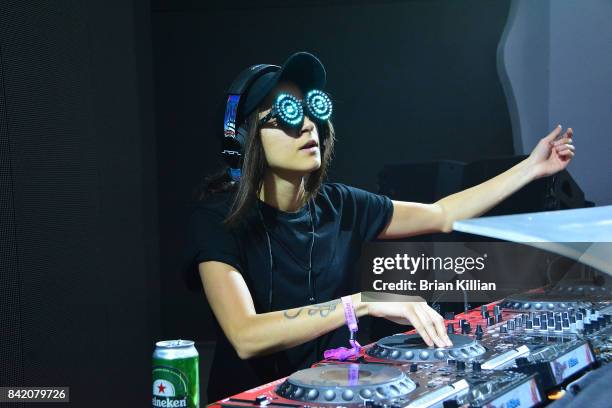 Rezz Rezz Photos and Premium High Res Pictures - Getty Images