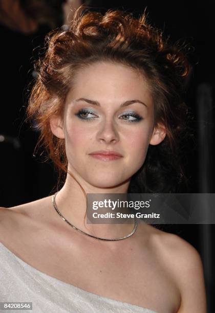 Kristen Stewart arrives at the Los Angeles premiere of "Twilight" at the Mann Village and Bruin Theaters on November 17, 2008 in Westwood, California.