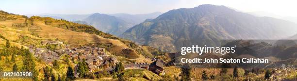 rice terraces in autumn - longji tetian stock-fotos und bilder