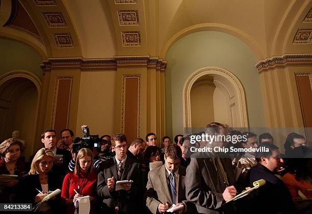 Reporters line up in the Ohio Clock Corridor for news conference with Senate Majority Leader Harry Reid following a special Democratic caucus meeting...