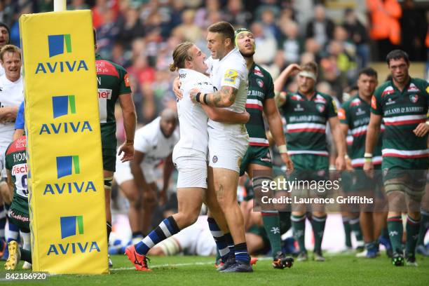 Max Clark of Bath Rugby scores his second try of the match during the Aviva Premiership match between Leicester Tigers and Bath Rugby at Welford Road...
