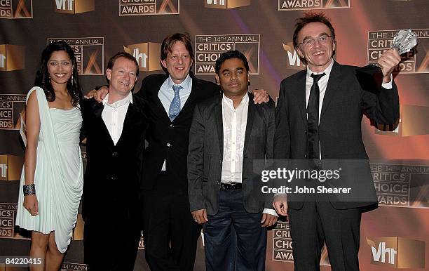 Simons Freida 790 Monica Pinto Stock Photos, High-Res Pictures, and Images - Getty Images