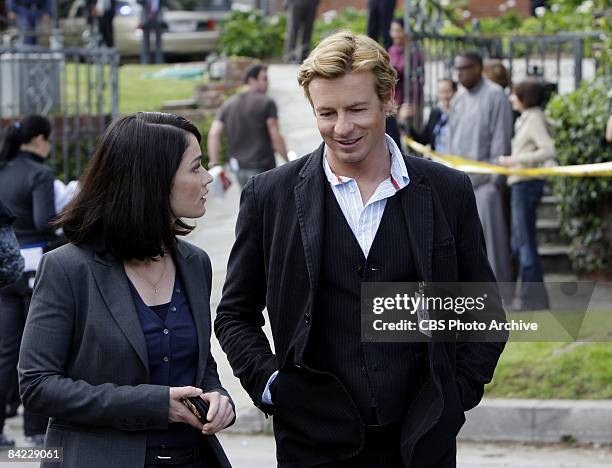 Pilot" -- Golden Globe Award nominee Simon Baker and Robin Tunney star in THE MENTALIST, a new drama about Patrick Jane , an independent consultant...