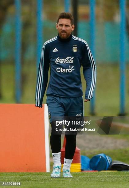 Lionel Messi of Argentina warms up during a training session at 'Julio Humberto Grondona' training camp on September 03, 2017 in Ezeiza, Argentina.