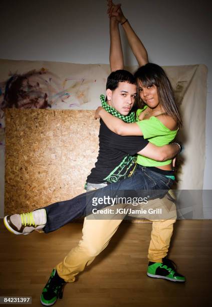 alternative dancers performing in nightclub - salsa dancing stockfoto's en -beelden