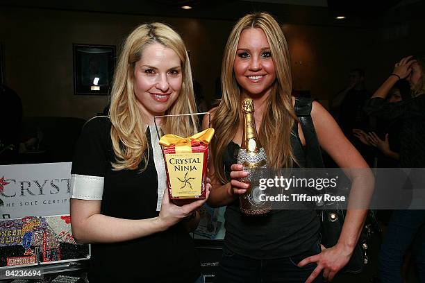 Talent manager Leslie Grossman and actress Amanda Bynes pose at the Golden Globe Gift Suite Presented by GBK Productions on January 9, 2009 in...