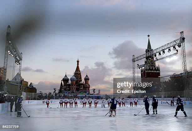 Players from Alexei Yashin Team and Jaromir Jagr Team in action during a Kontinental Hockey League all star show match at the Red Square on January...