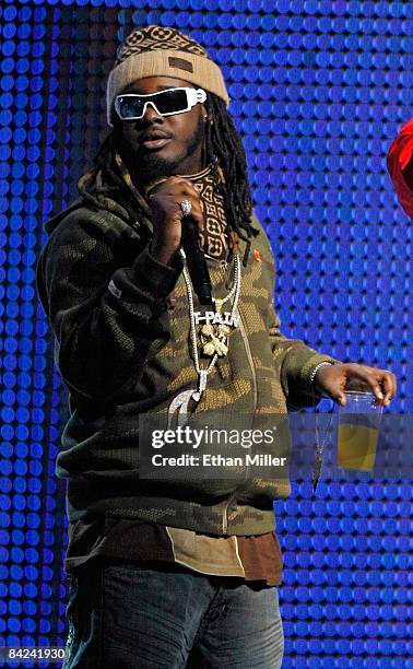 Rap artist T-Pain performs during the 26th annual Adult Video News Awards Show at the Mandalay Bay Events Center January 10, 2009 in Las Vegas,...
