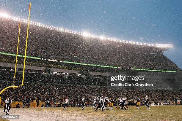 Jeff Reed Kick 3,068 Jeff Reed Photos & High Res Pictures - Getty Images