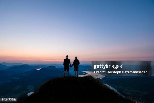 togetherness - romantic sunset 個照片及圖片檔