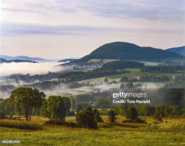 peacham, vermont-8 - peacham stock pictures, royalty-free photos & images