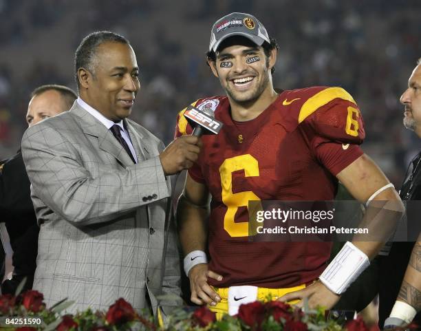 Quarterback Mark Sanchez of the USC Trojans talks with John Saunders after the 95th Rose Bowl Game game against the Penn State Nittany Lions at the...