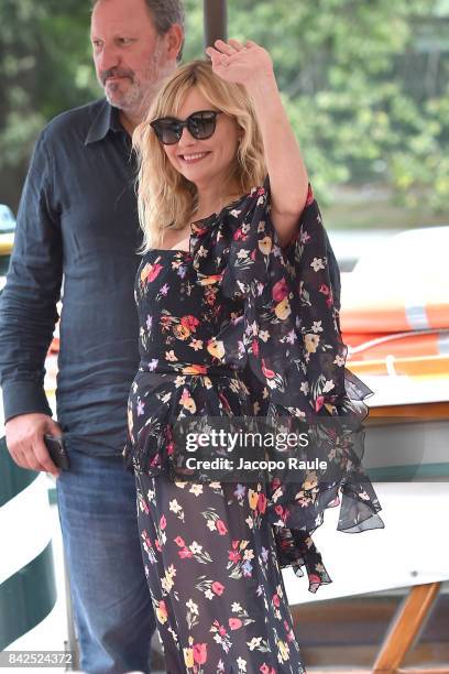 Kirsten Dunst is seen during the 74. Venice Film Festival on September 4, 2017 in Venice, Italy.