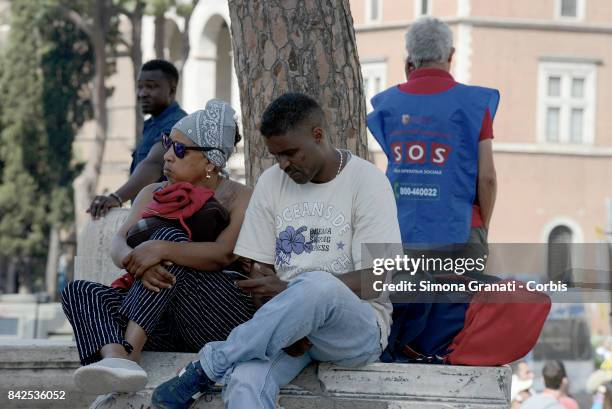 The police evicted the tent camp of refugees in Piazza Venezia, where they had set up a camp with tents after the violent eviction of Piazza...