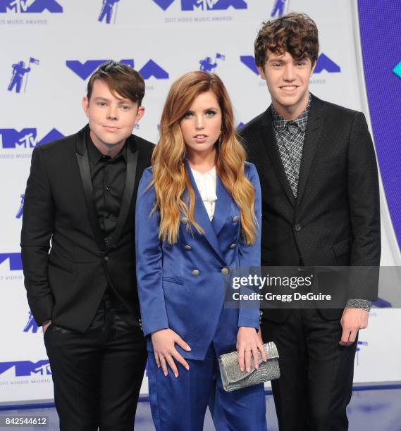 Graham Sierota, Sydney Sierota and Noah Sierota of Echosmith arrive at the 2017 MTV Video Music Awards at The Forum on August 27, 2017 in Inglewood,...