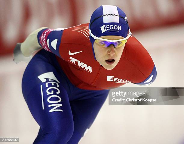 Elma de Vries of the Netherlands skates during the 5000 meter women of the Essent ISU European Speed Skating Championships at the Thialf Ice Stadium...