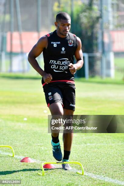 Nice football club's new recruit Brazilian defender Santos Marlon takes part in a training session on September 4, 2017 at the Allianz Riviera...