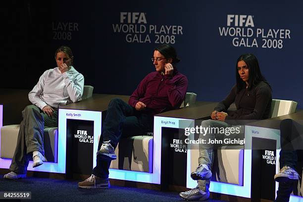 Nominees of FIFA Women's Player of the Year 2008 Kelly Smith of England, Birgit Prinz of Germany and Marta of Brazil talk to the press at the Zurich...
