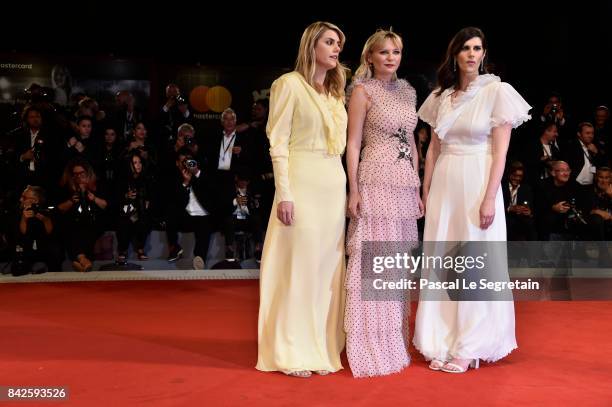 Kate Mulleavy, Kirsten Dunst and Laura Mulleavy from 'Woodshock' movie walk the red carpet ahead of the 'Three Billboards Outside Ebbing, Missouri'...