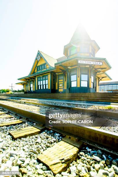 gare de acton vale - affaires finance et industrie bildbanksfoton och bilder