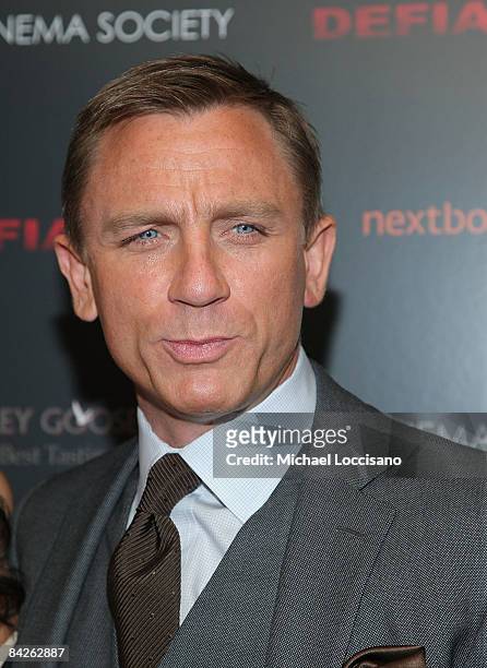 Actors Daniel Craig attends the Cinema Society and Nextbook screening of "Defiance" at the Landmark's Sunshine Cinema on January 12, 2009 in New York...