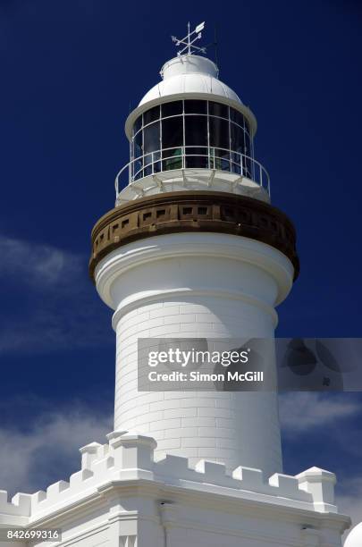 cape byron light, byron bay, new south wales, australia - byron bay lighthouse stock pictures, royalty-free photos & images