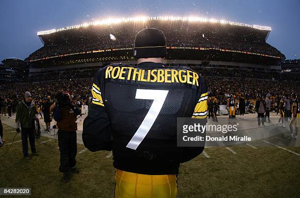 Quarterback Ben Roethlisberger of the Pittsburgh Steelers walks to the sidelines en route to his team's 35-24 victory over the San Diego Chargers...
