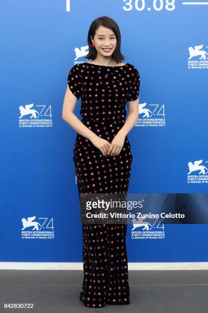 Suzu Hirose attends the 'The Third Murder ' photocall during the 74th Venice Film Festival on September 5, 2017 in Venice, Italy.