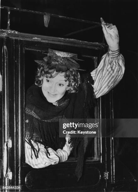 English actress Kay Hammond as Eliza Doolittle in the George Bernard Shaw play 'Pygmalion', 18th November 1953.