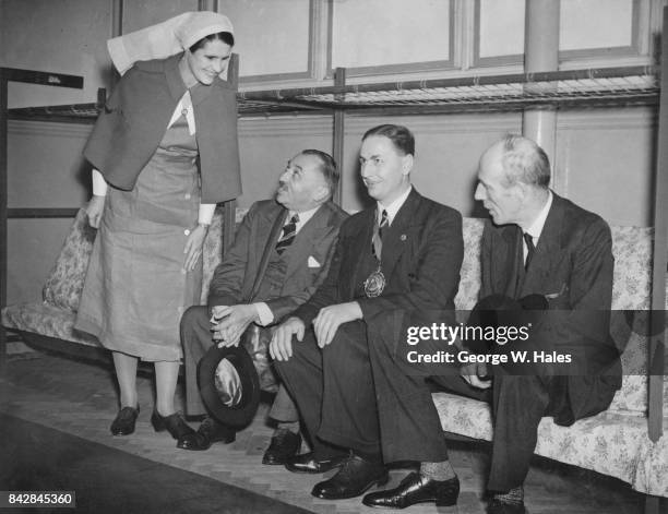 George Poplar Ernest W Brown Photos and Premium High Res Pictures - Getty Images