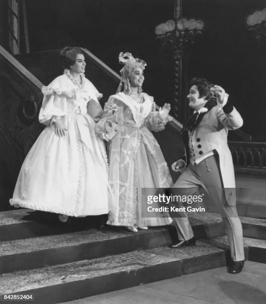 Opera singer Richard Lewis as Hoffmann, with Heather Harper as Antonia and Reri Grist as Olympia during rehearsals for the opera 'The Tales of...