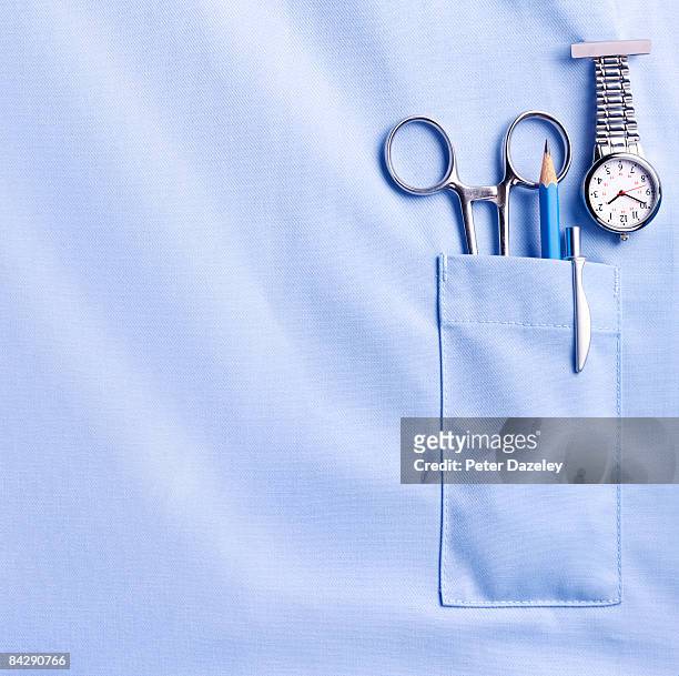 nurse pocket  - vestimenta de hospital fotografías e imágenes de stock