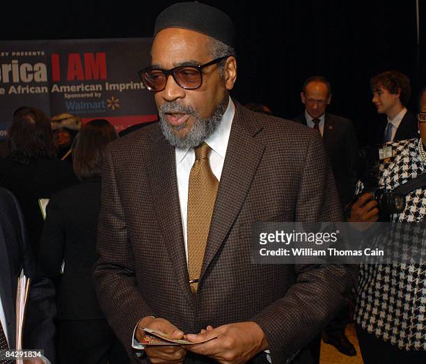 Music producer Kenny Gamble arrives at the opening of Tavis Smiley's "America I AM: The African American Imprint" exhibition debut January 14, 2009...
