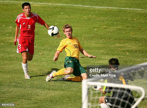 Tyler Thurtell of Australia shoots at goal during the football match between Australia and China during day two of the Australian Youth Olympic...