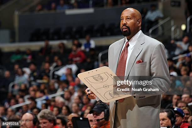 Atlanta Hawks head coach Mike Woodson looks on during the game against the Los Angeles Clippers at Staples Center on January 14, 2009 in Los Angeles,...