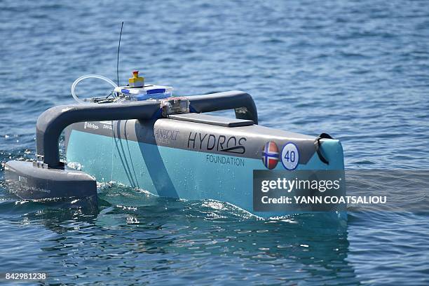 Engineering Boat Science 21 Hydrocontest Stock Photos, High-Res Pictures, and Images - Getty Images