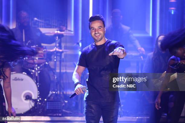 Episode 0730 -- Pictured: Luis Fonsi performs "Despacito" on September 5, 2017 --
