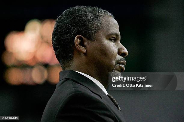 Head Coach Jay Humphries of the Reno Bighorns looks on during a time out during the D-League game against the Idaho Stampede on January 15, 2009 at...