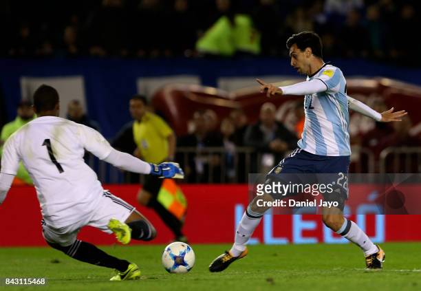 Javier Pastore of Argentina tries to score past Wuilker Faríñez goalkeeper of Venezuela during a match between Argentina and Venezuela as part of...
