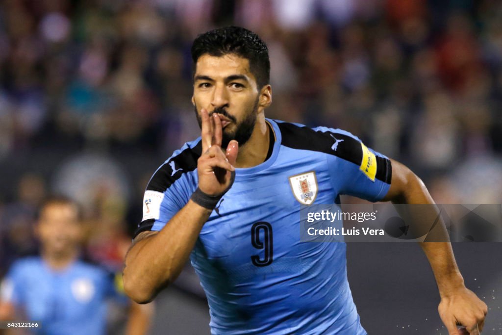 Paraguay v Uruguay - FIFA 2018 World Cup Qualifiers