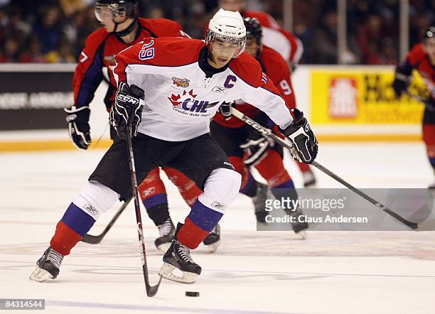 Evander Kane of Team Cherry skates with the puck in the 2009 Home Hardware CHL/NHL Top Prospects Game against Team Orr on Wednesday January 14, 2009...