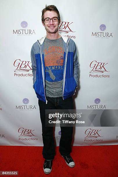 Actor Robert Buckley poses at the Golden Globe Gift Suite Presented by GBK Productions on January 9, 2009 in Beverly Hills, California.